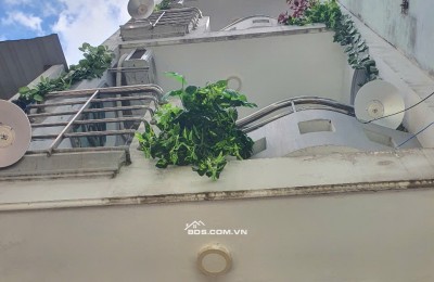 GIẢM SÂU, BÁN GẤP CHỈ CÒN HƠN 6 TỶ.  SIÊU PHẨM VƯỜN CHUỐI QUẬN 3, 30M2, 5 TẦNG CÓ 2ST, 6 PHÒNG